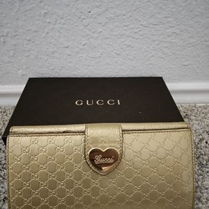 Gucci Gold Guccissima Patent Leather Heart Continental Wallet